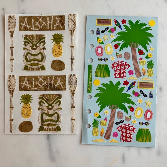 20 pages Summer Fun 12x12 paper with coordinated stickers - Picture 5 of 5